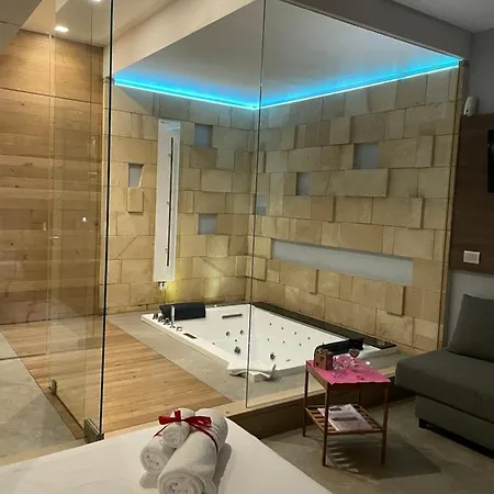 Mater Aquae 4*