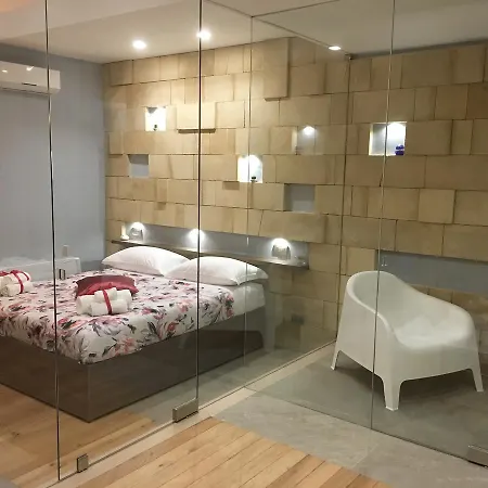 Mater Aquae 4*